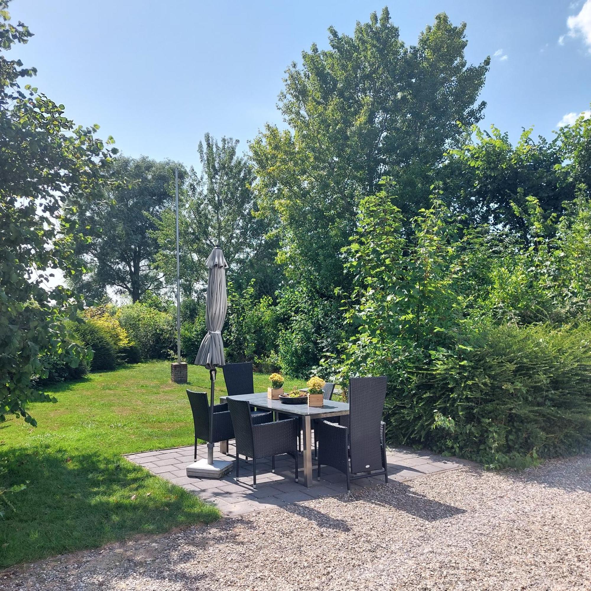 Hof Christina Vakantiewoningen Vrouwenpolder Bagian luar foto